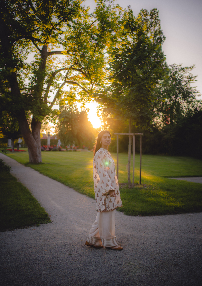 matching light people portrait bayreuth schloss fantaisie
